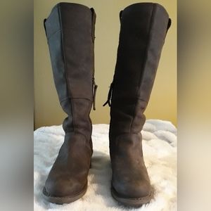 Ladies tall leather Caterpillar boots